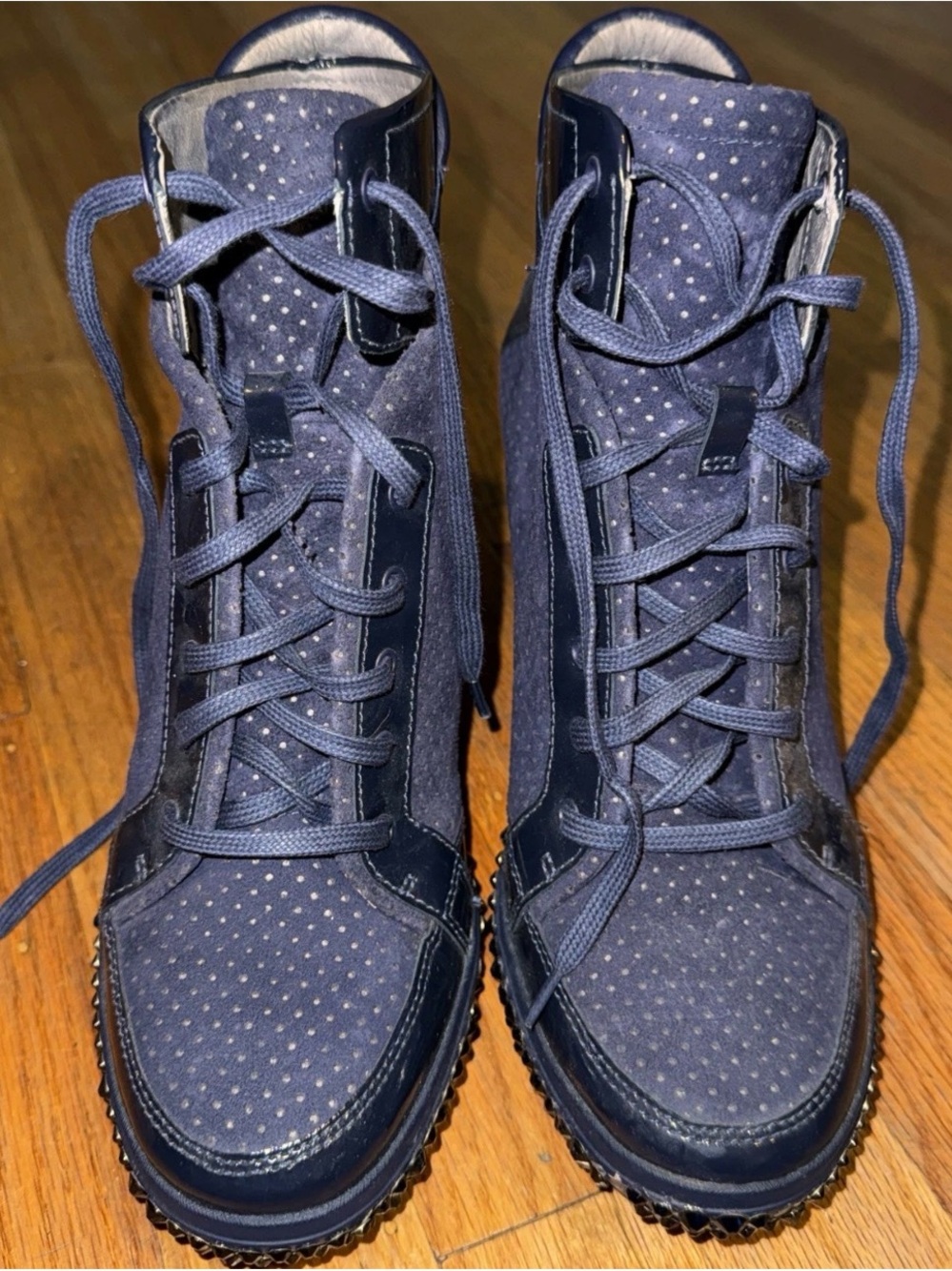 Tsubo Women’s Navy High-Top Lace-Up Wedge Sneakers Size 7